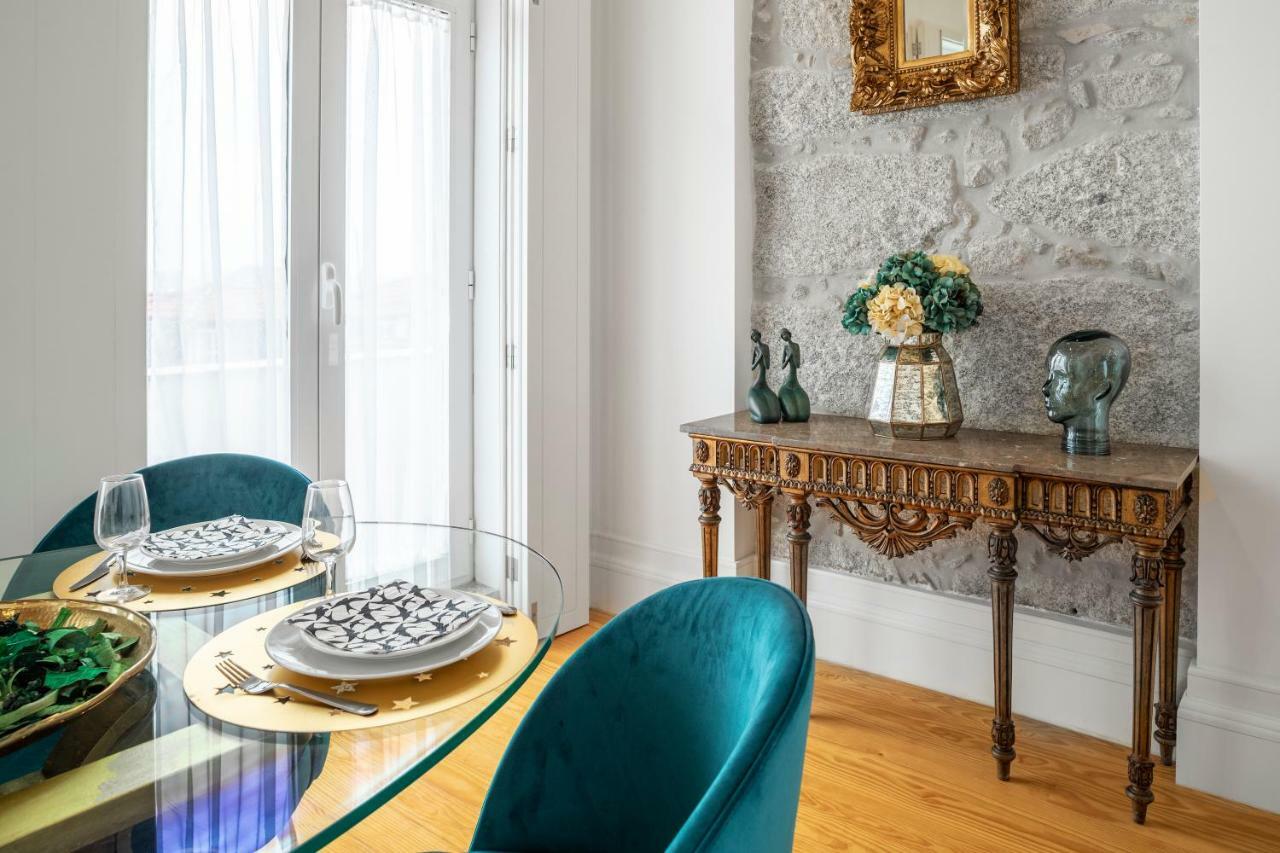 Downtown Historic Apartments Porto Eksteriør bilde